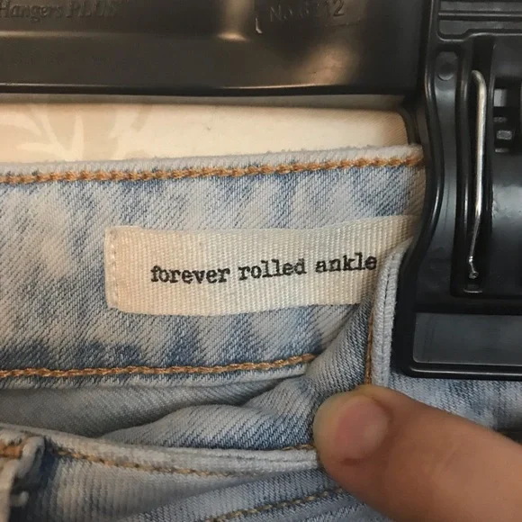 Jessica Simpson light wash blue denim embroidered size 29 - Picture 5 of 5